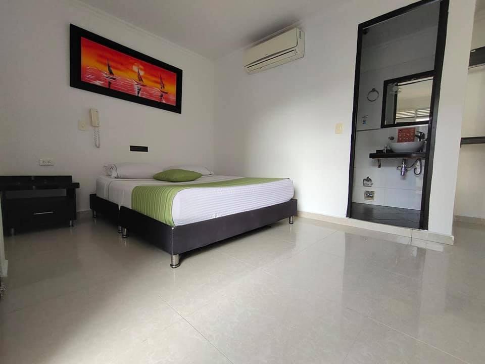 Confort Plaza Hotel 比亚维森西奥 外观 照片