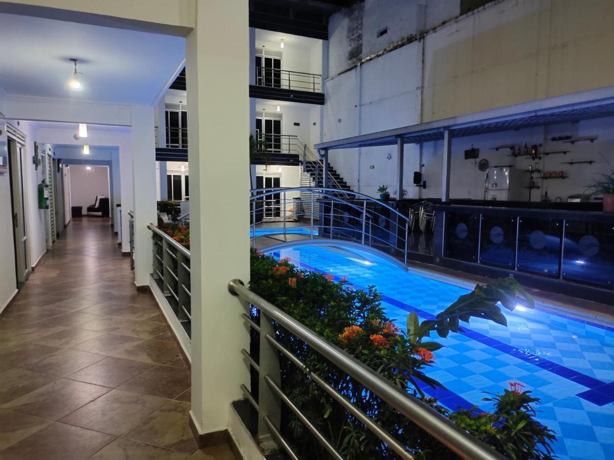 Confort Plaza Hotel 比亚维森西奥 外观 照片
