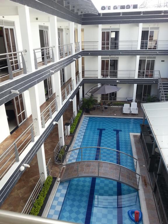 Confort Plaza Hotel 比亚维森西奥 外观 照片